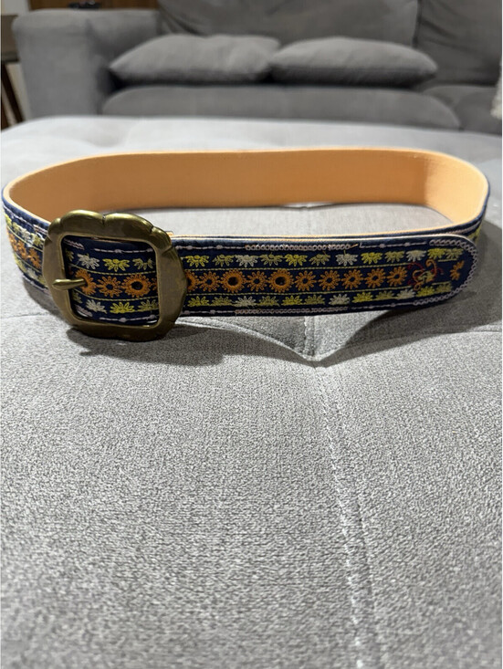 Lucky Brand Accessories - The Lucky Brand Floral Embroidered Women Belt M EUC